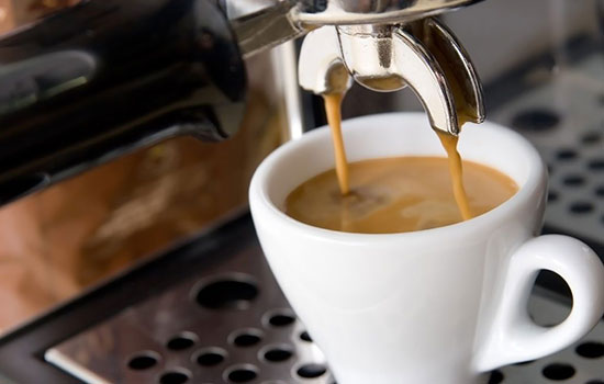 Кофемашина La-Pavoni не наливает кофе